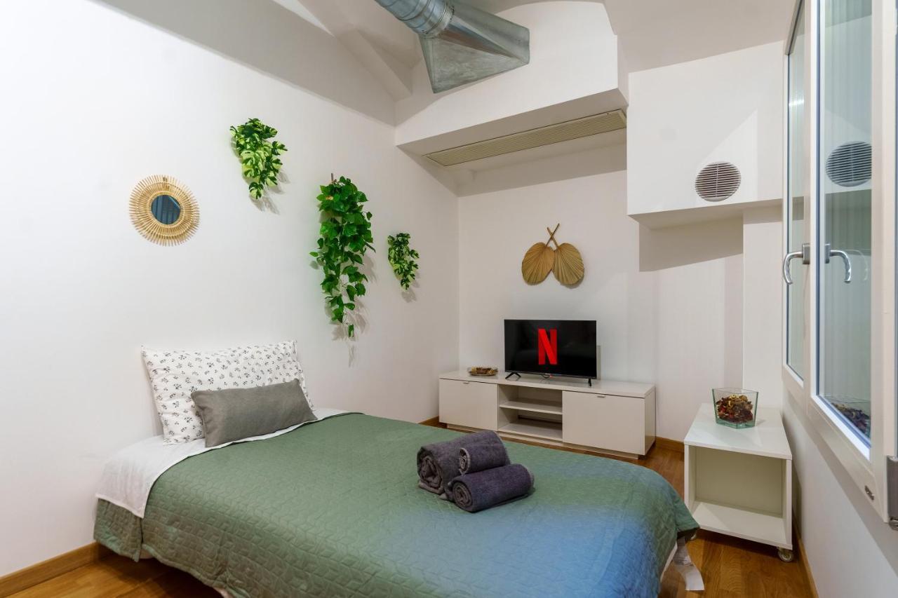 Centro Storico Duomo A 5 Minuti Love Suite Wifi Netflix Милано Екстериор снимка